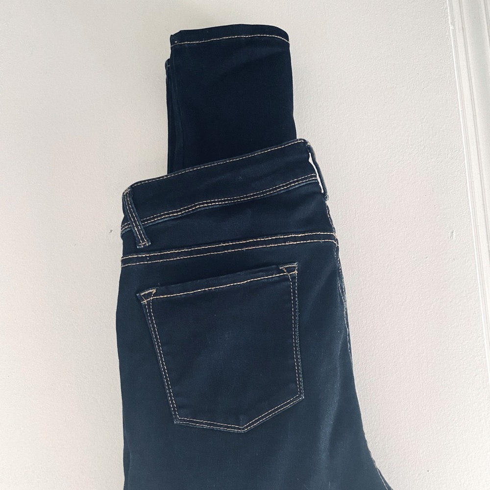 NWOT- Perfect dark blue blue jeggings
